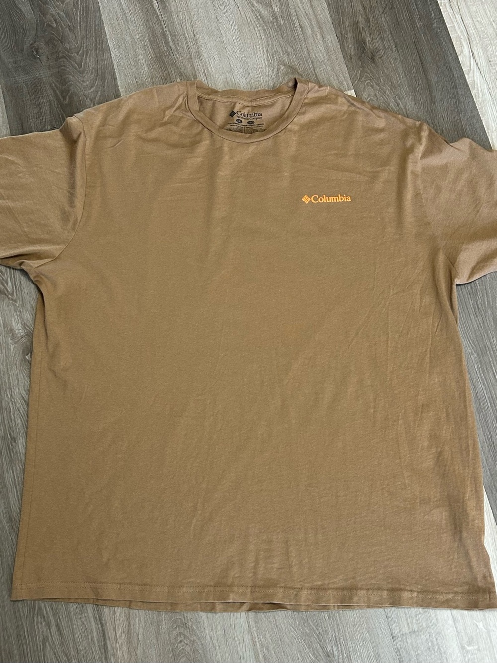 Columbia Men’s Short Sleeve Crew T-Shirt in Tan with Gold Logo 2X